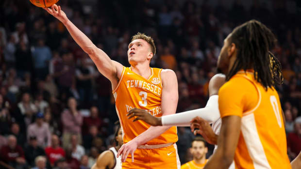 Tennessee Volunteers guard Dalton Knecht (3) drives against the South Carolina Gamecocks in the first half at Colonial Life Arena.